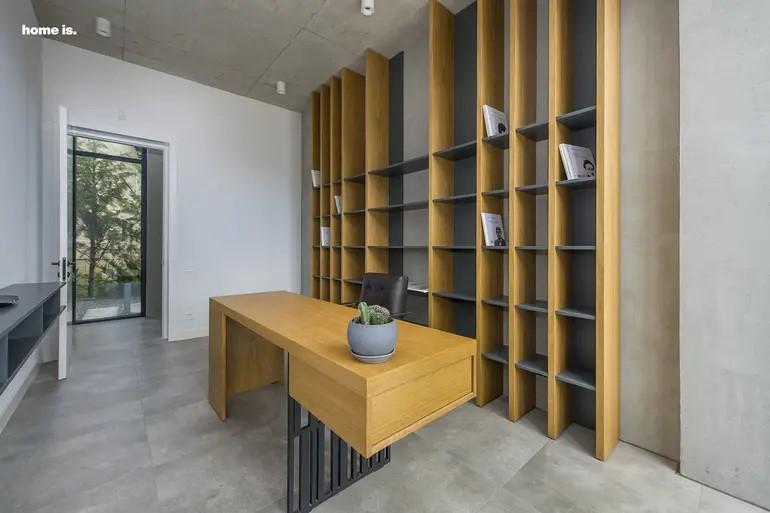 6-Room House For Rent In Tbilisi, Dideba St view 10
