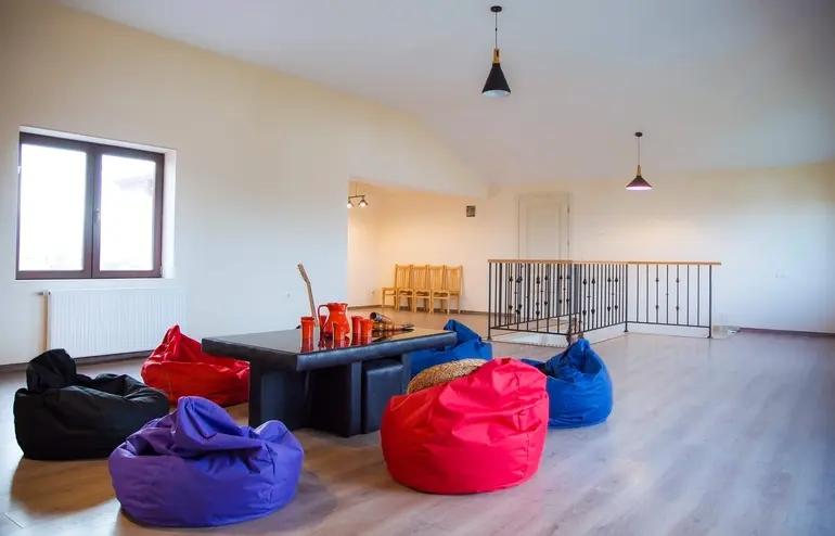 9-Room House For Rent In Tbilisi, Meri Shervashidze 5th Lane view 3