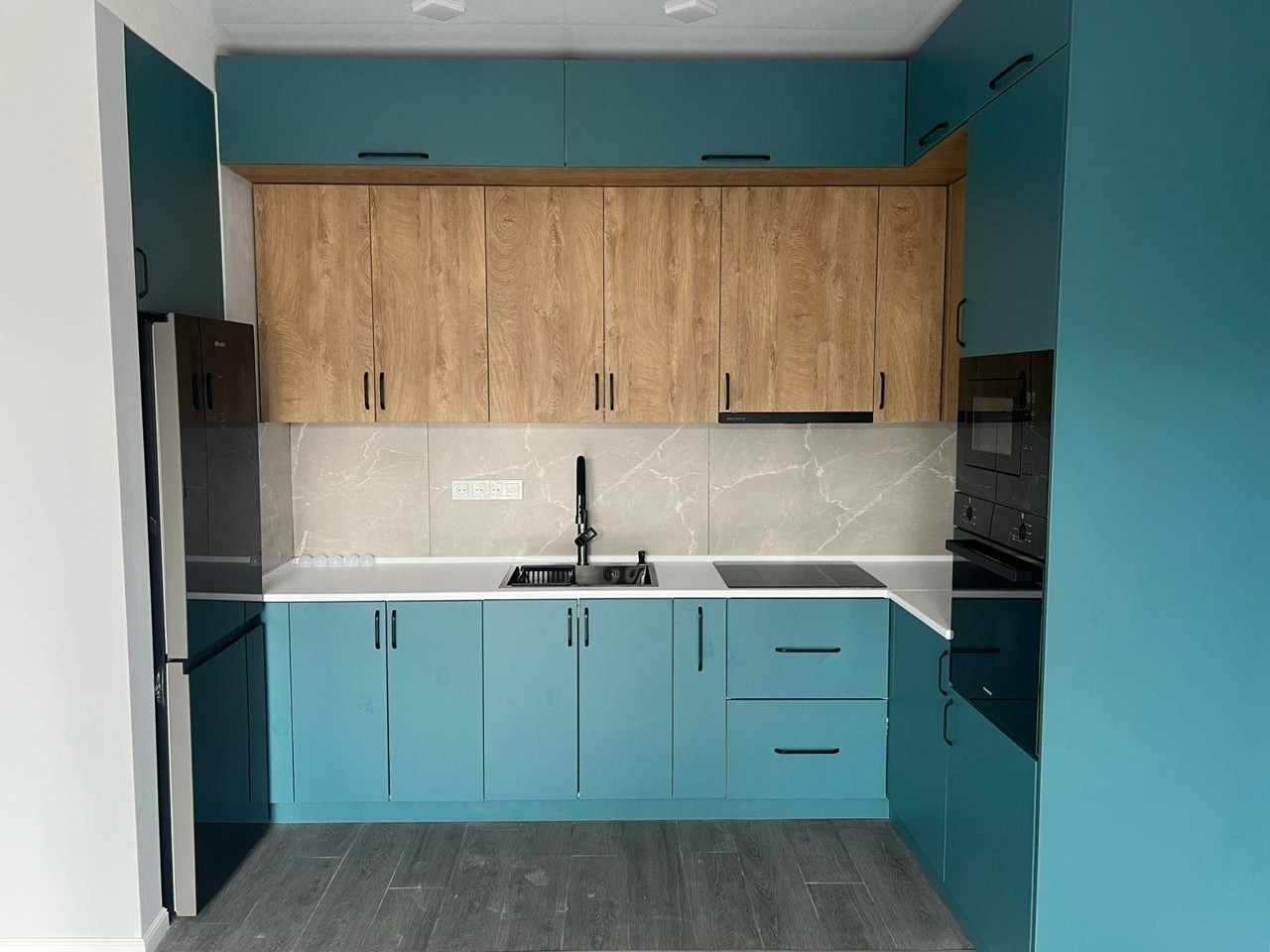 Продажа 2-Room Apartment в In Tbilisi, арсенал ресиденке view 3