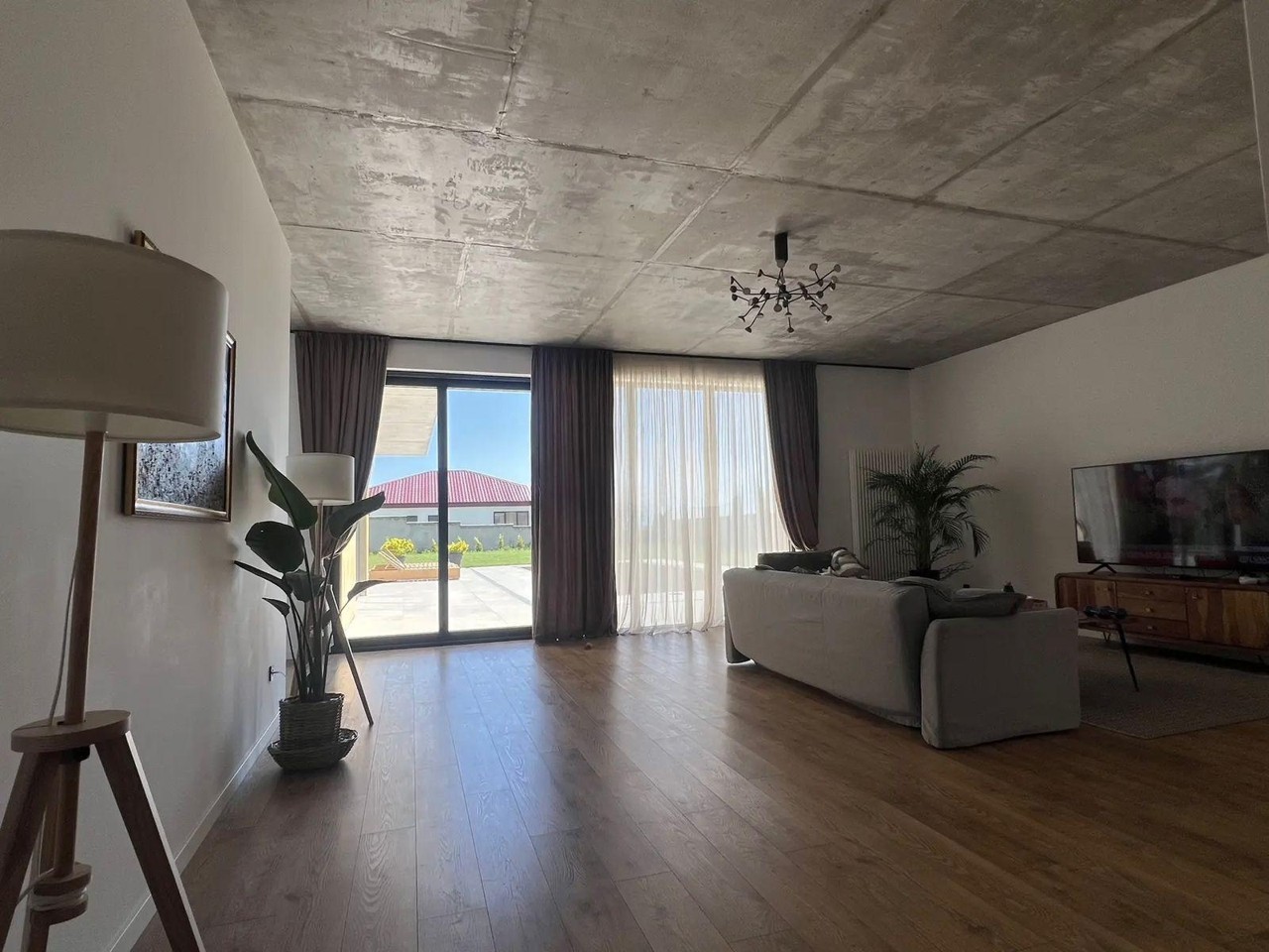 6-Room House For Rent In Tbilisi, Shindisi 1st Dead End view 3