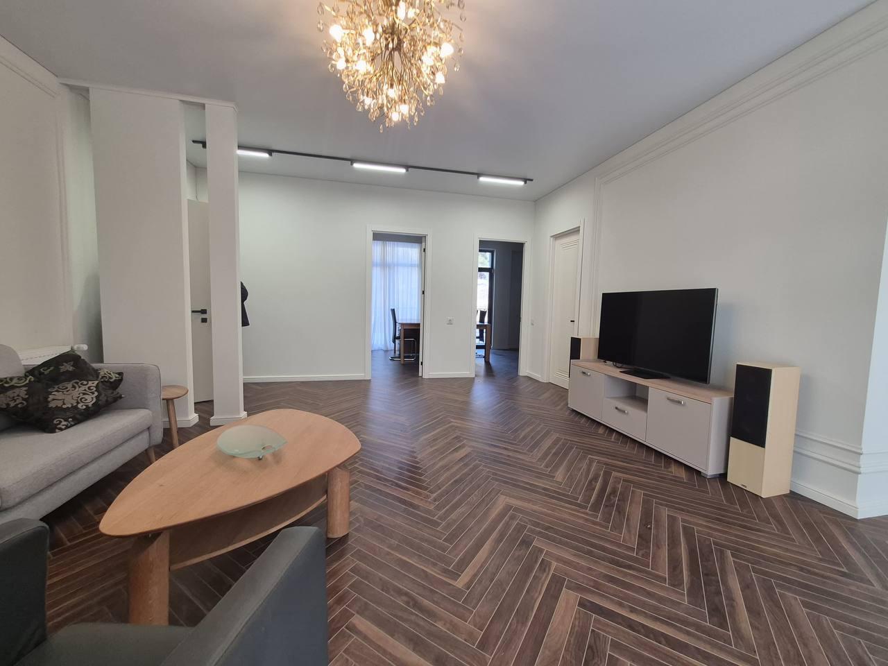 3-Room Apartment For Rent In Tsavkisi, Mtatsminda Hills view 1