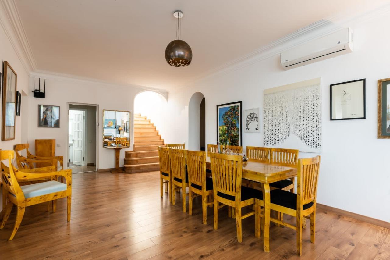 9-Room House For Rent In Tbilisi, Bar view 5