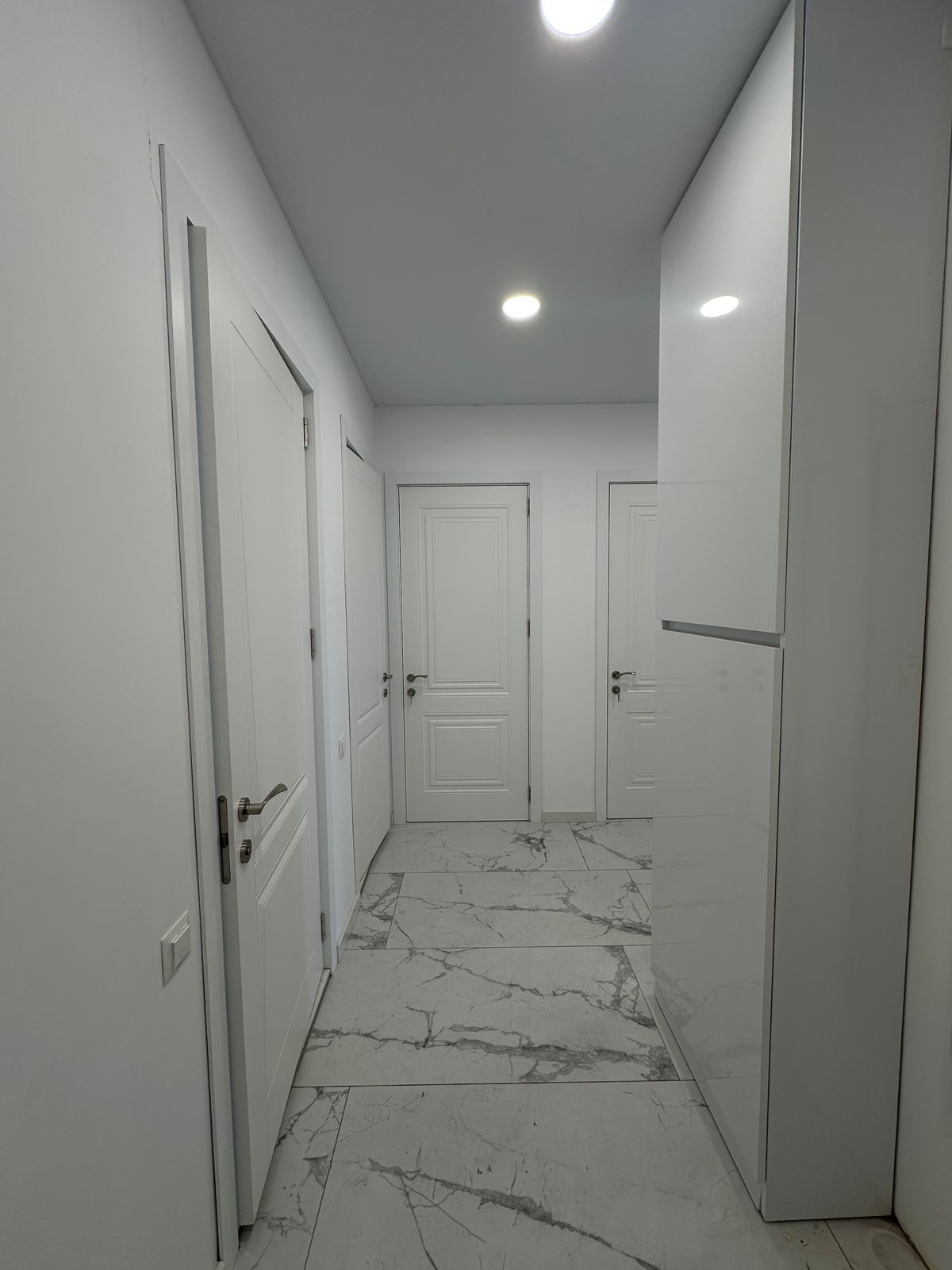 4-Room Apartment For Sale In Batumi, Zurab Gorgiladze St, 99 view 6
