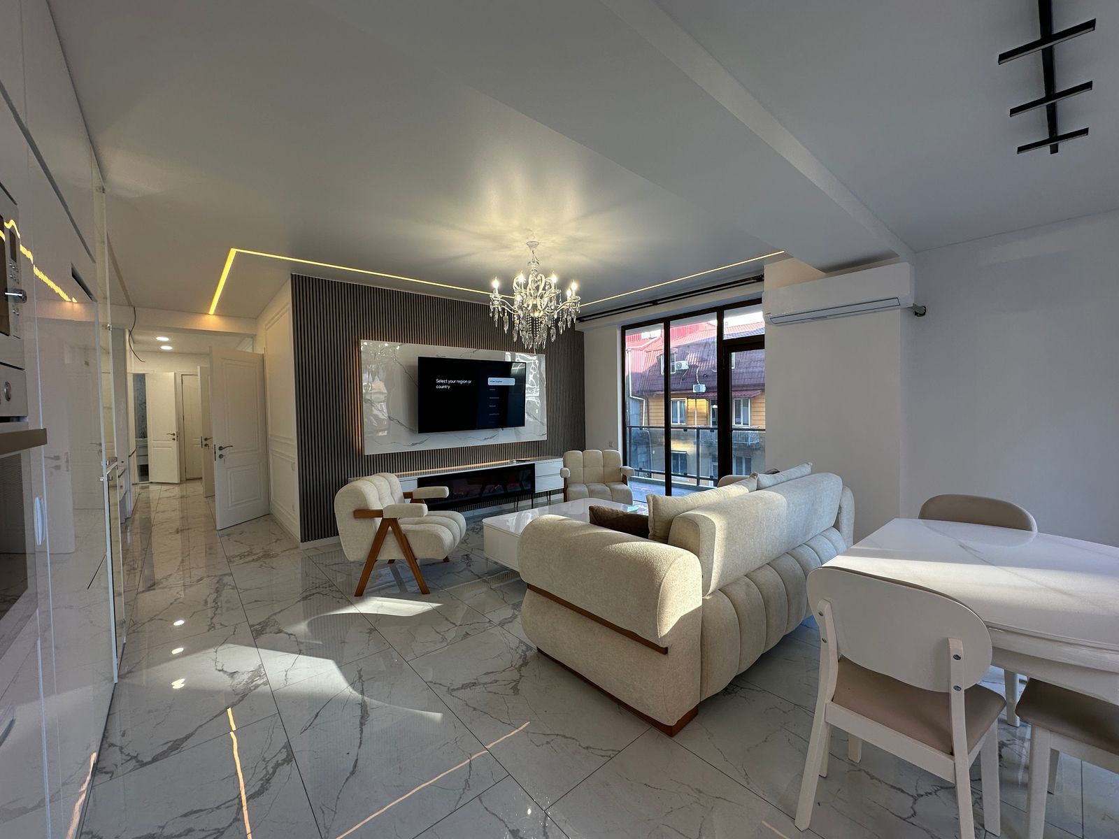 4-Room Apartment For Sale In Batumi, Zurab Gorgiladze St, 99 view 3