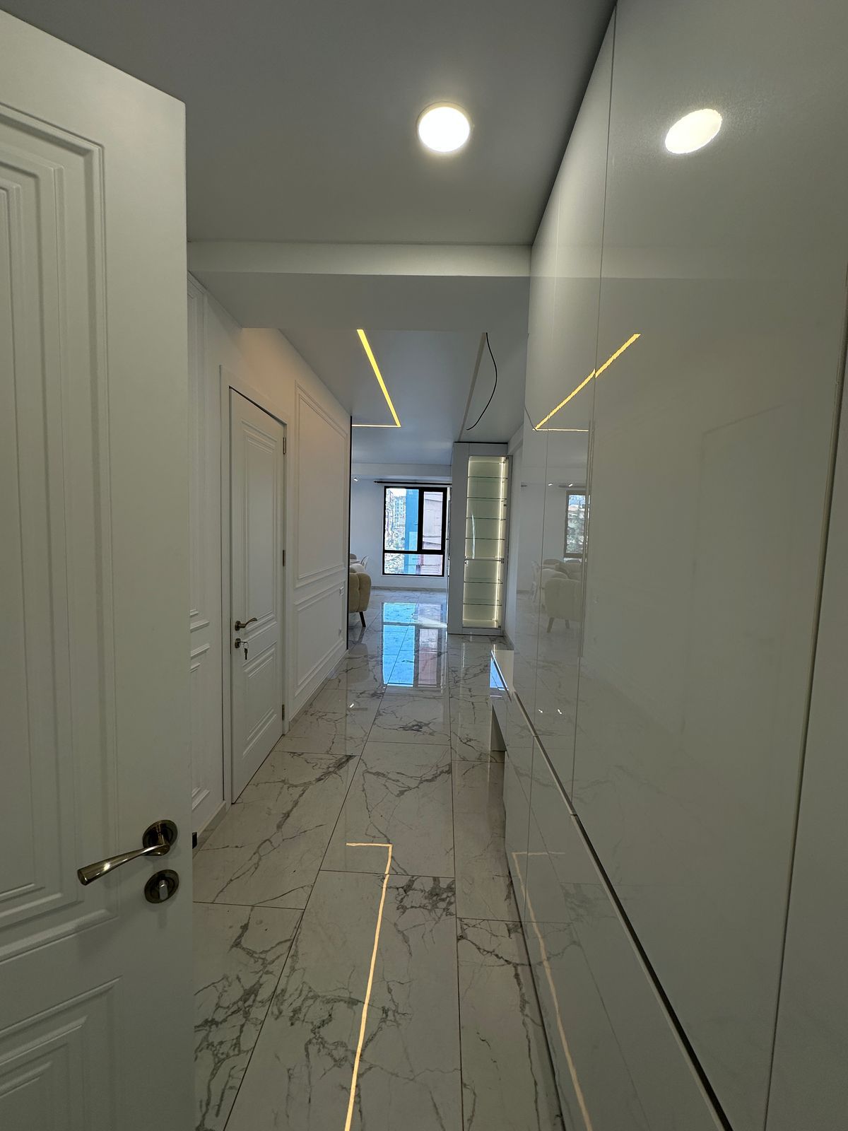 4-Room Apartment For Sale In Batumi, Zurab Gorgiladze St, 99 view 11