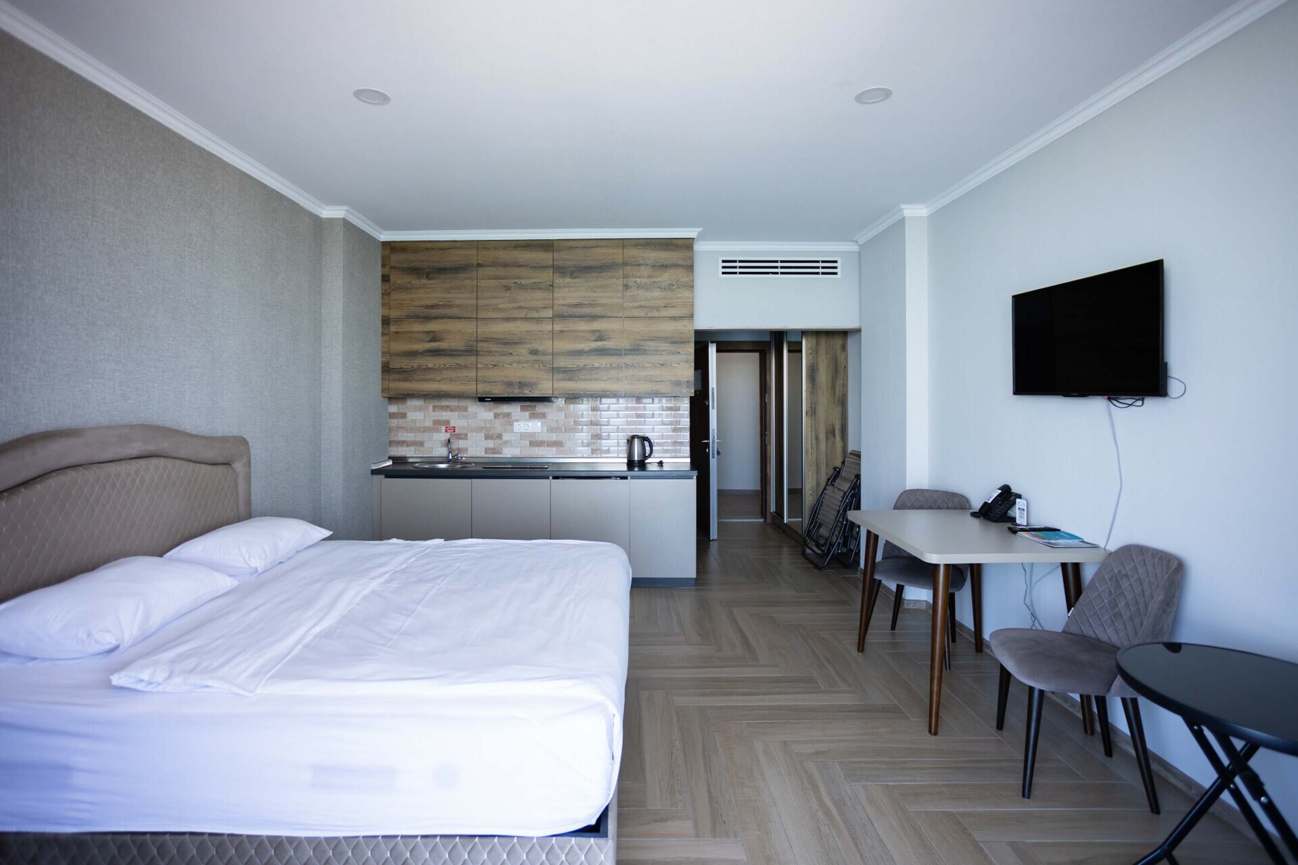 Studio Apartment For Sale view 17