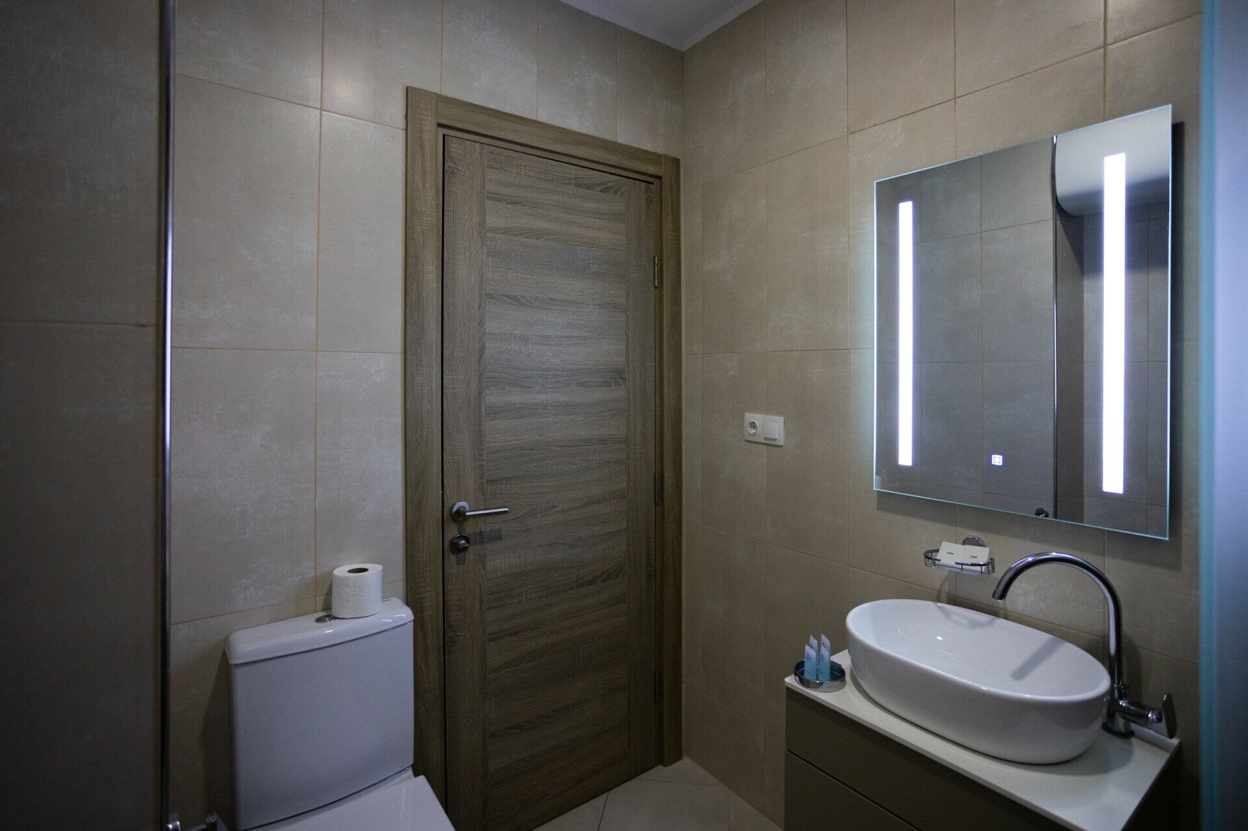 Studio Apartment For Sale view 11