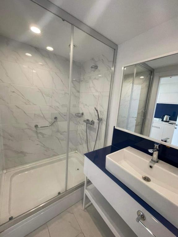 Commercial Property For Sale: 28 M² In Batumi, Orbi City – $52,000 view 7