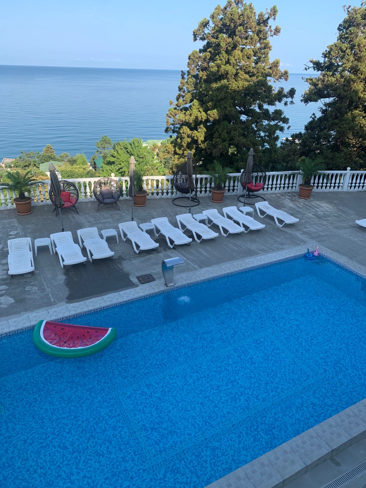 12-Room House In Batumi, Alexander Pushkin St, 600 M², Is Available For Daily Rent For 400 ₾ view 2