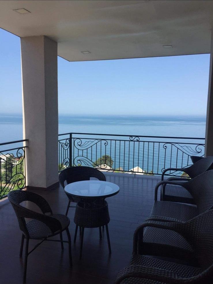12-Room House In Batumi, Alexander Pushkin St, 600 M², Is Available For Daily Rent For 400 ₾ view 21