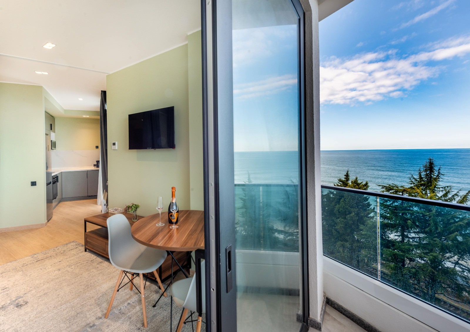 2-Room Apartment For Sale In Batumi, Tamar Mepe Ave, 14 view 1