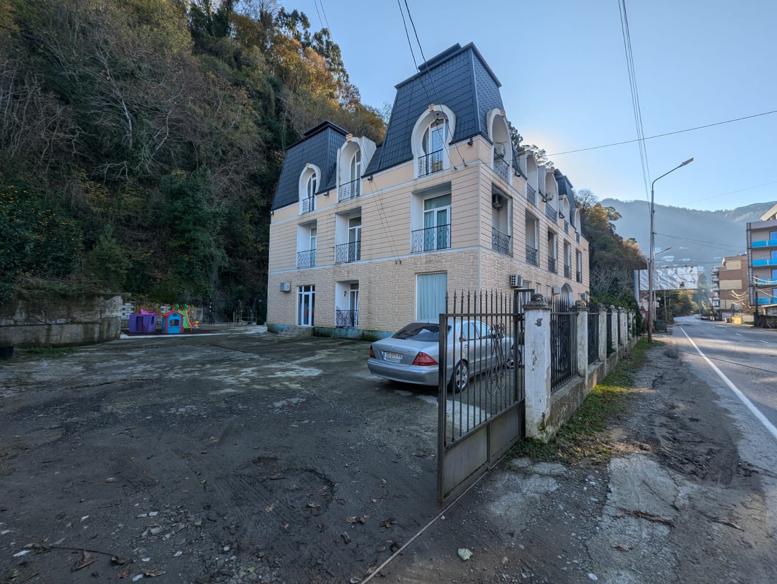 Commercial Property For Sale: 1,100 M² In Kvariati, Kvariati House – $1,200,000 view 3