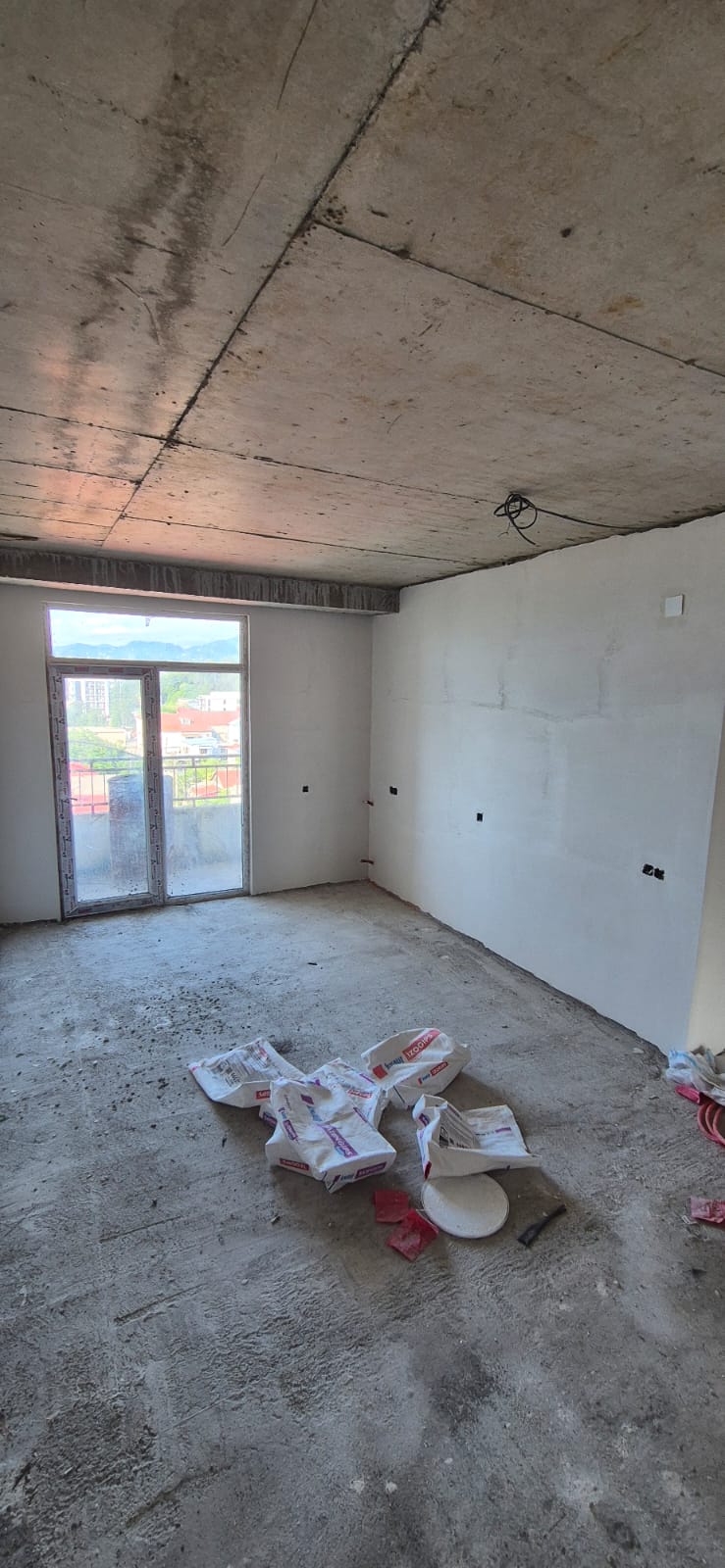 2-Room Apartment For Sale In Batumi, Tamar Mepe Ave, 1 view 8