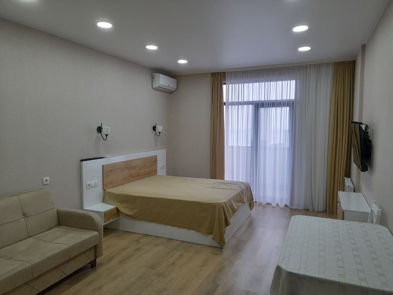 Studio Apartment For Sale view 2
