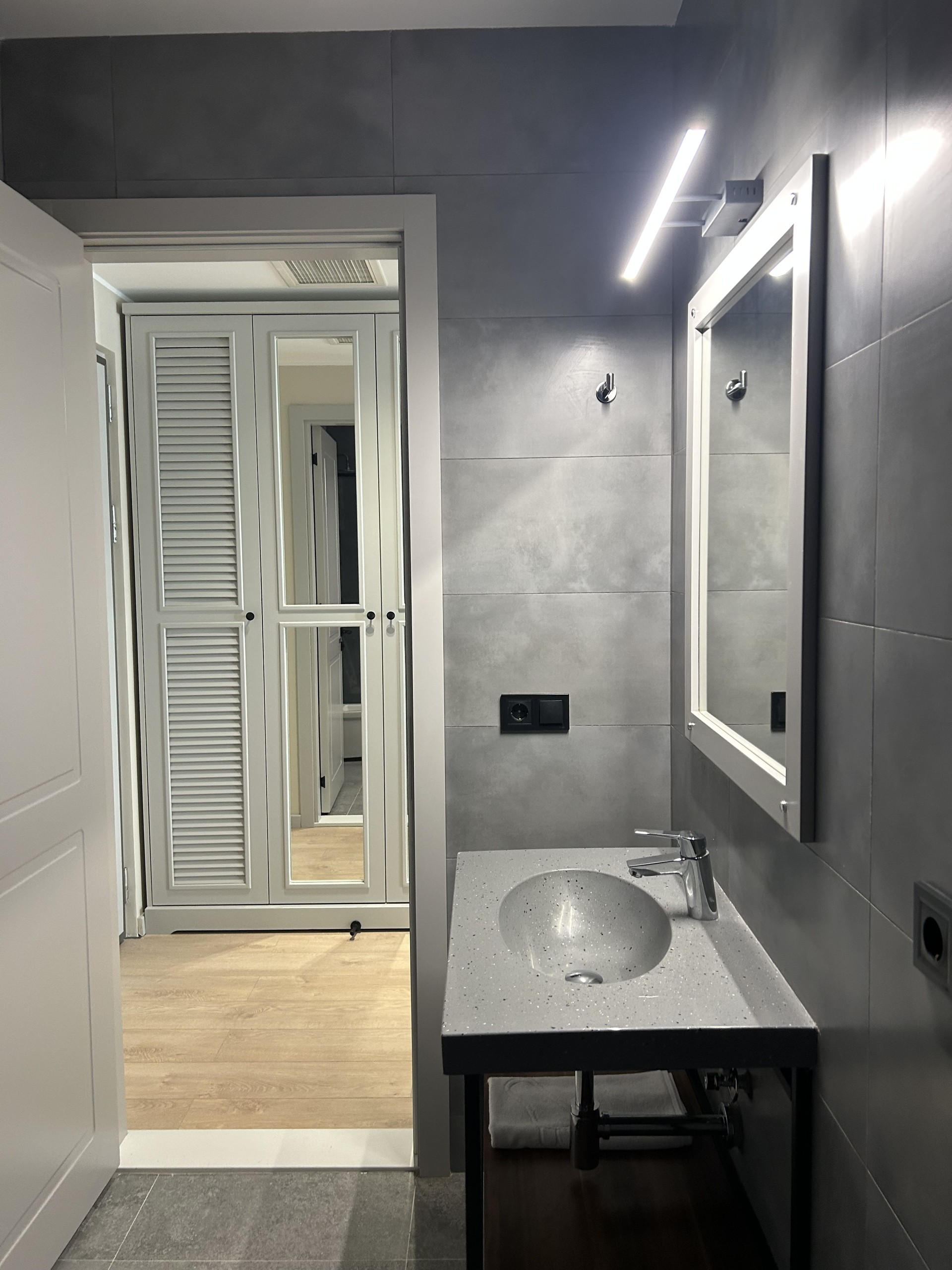 2-Room Apartment For Sale In Batumi, Tamar Mepe Ave, 14 view 7