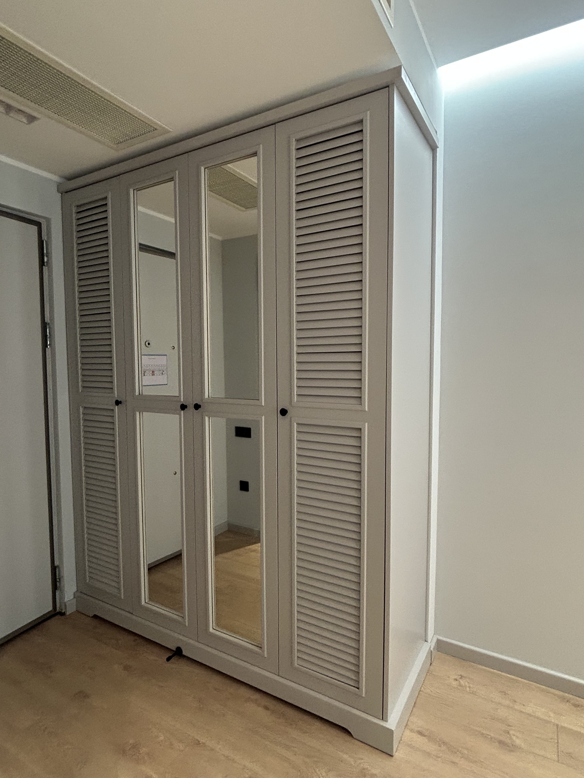 2-Room Apartment For Sale In Batumi, Tamar Mepe Ave, 14 view 4