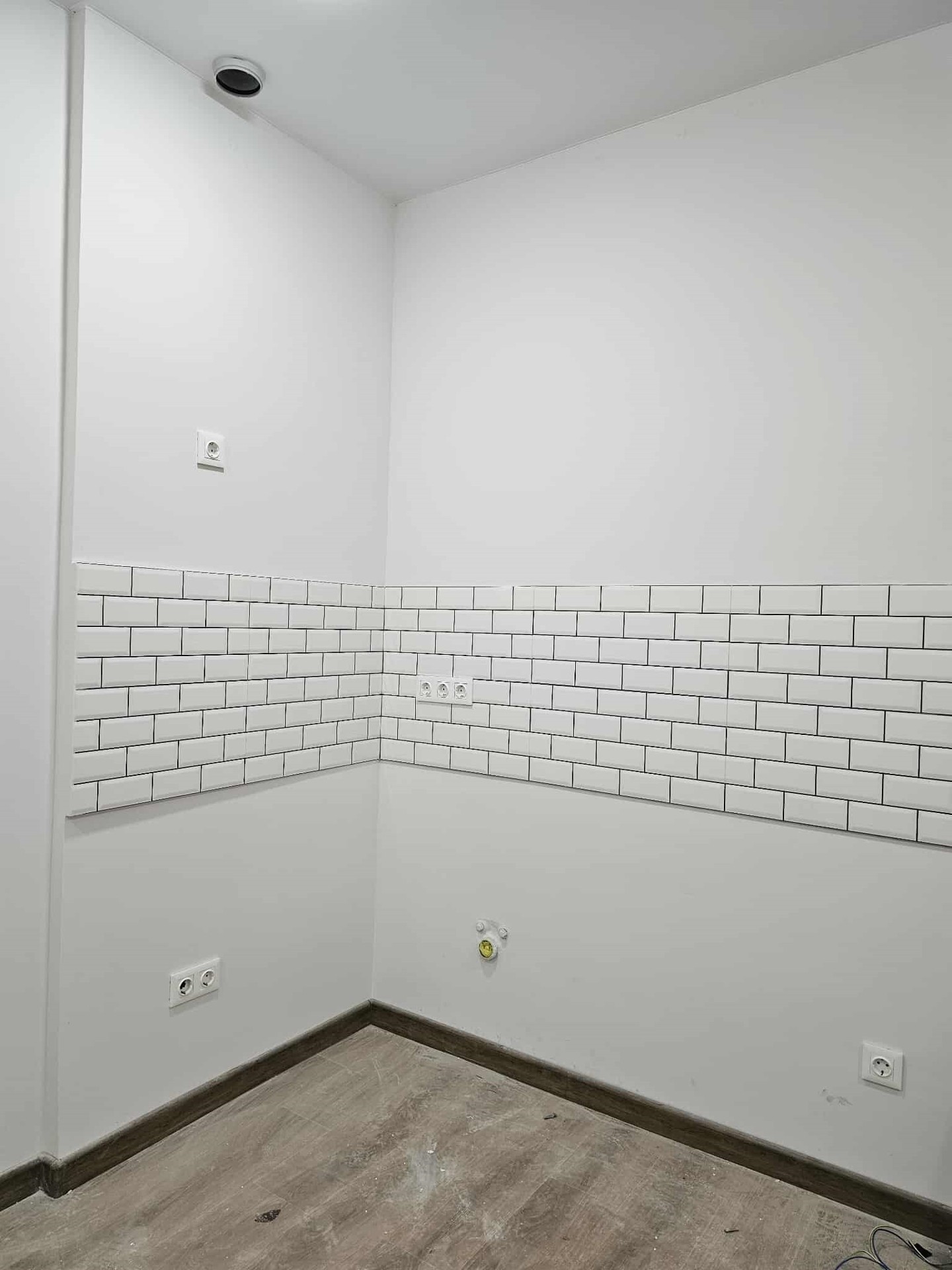 2-Room Apartment For Sale In Batumi, David Aghmashenebeli St view 11