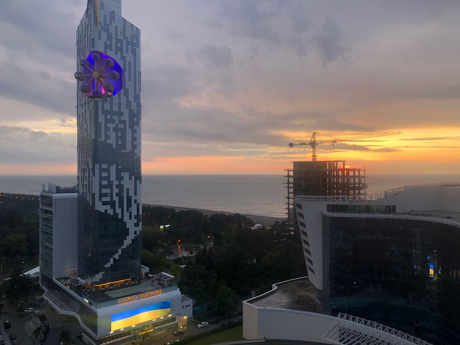 3-Room Apartment For Daily Rent In Batumi, Porta Batumi Tower, 100 M² — $250 Per Day view 1