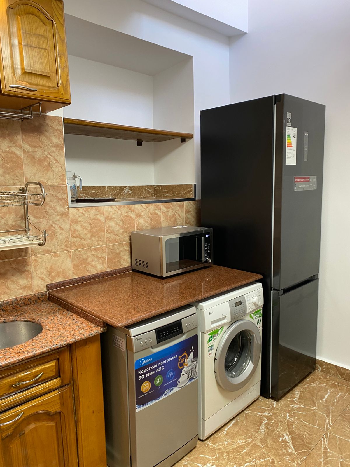 3-Room House For Rent In Batumi, Kote Marjanishvili St, 8 view 10