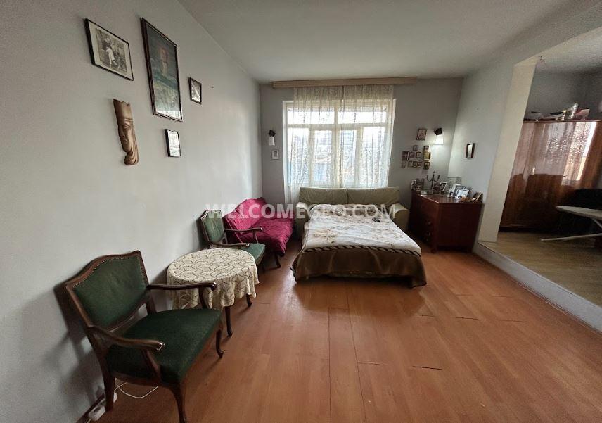 2-Room Apartment For Sale In Batumi, Tamar Mepe Ave, 48 view 2
