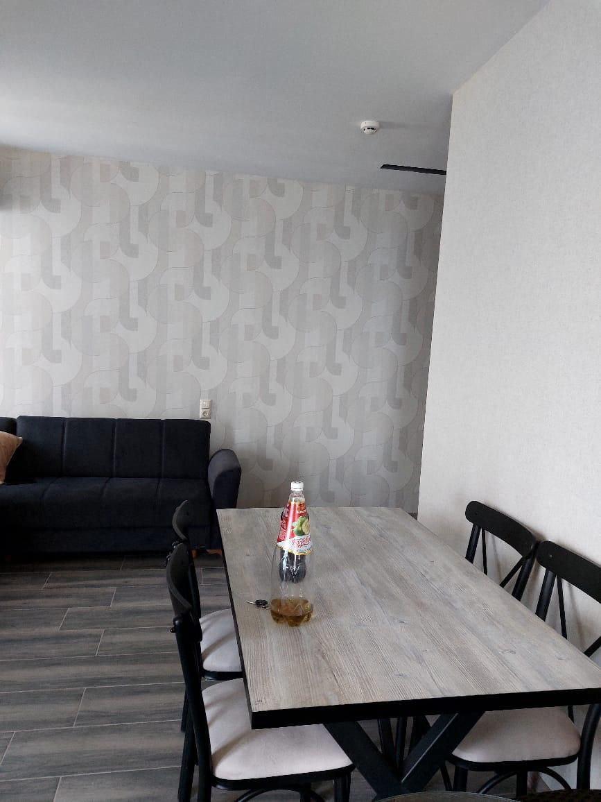 3-Room Apartment For Sale In Batumi, Tamar Mepe Ave, 1 view 3