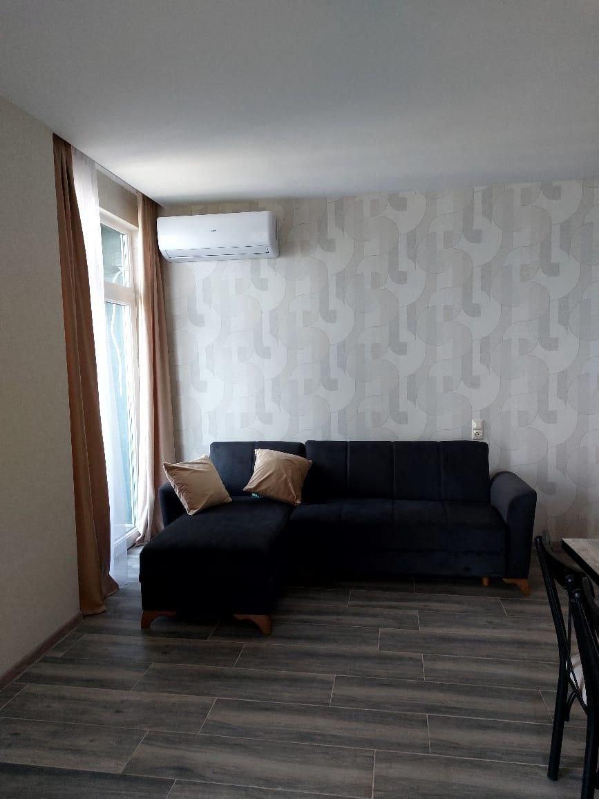 3-Room Apartment For Sale In Batumi, Tamar Mepe Ave, 1 view 5
