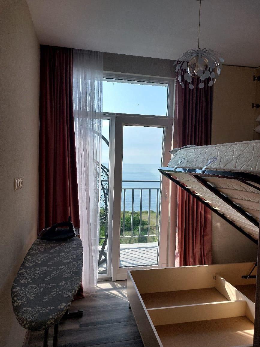 3-Room Apartment For Sale In Batumi, Tamar Mepe Ave, 1 view 6