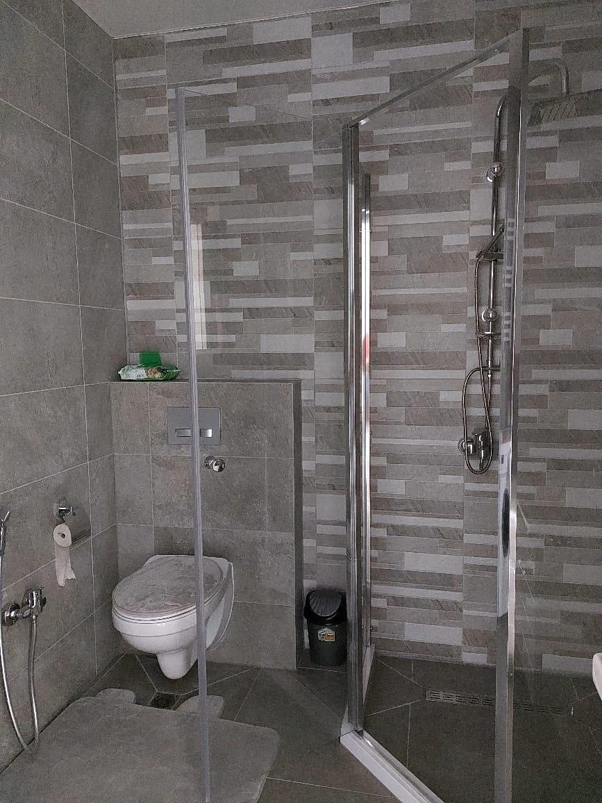 3-Room Apartment For Sale In Batumi, Tamar Mepe Ave, 1 view 7