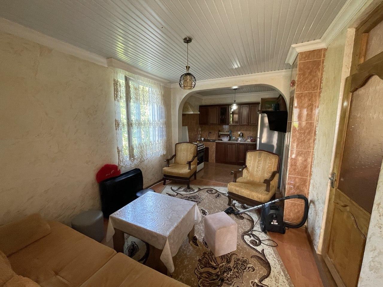 Продажа 5-Room Country House в In Chakvi, Tamar Mepe Ave view 4