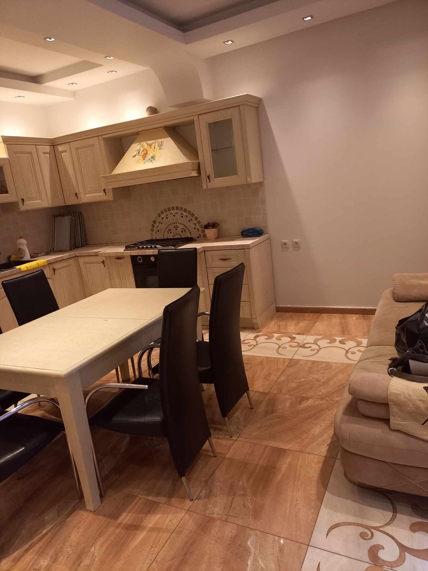 5-Room House For Rent In Batumi, Konstantine Gamsakhurdia St, 17 view 2