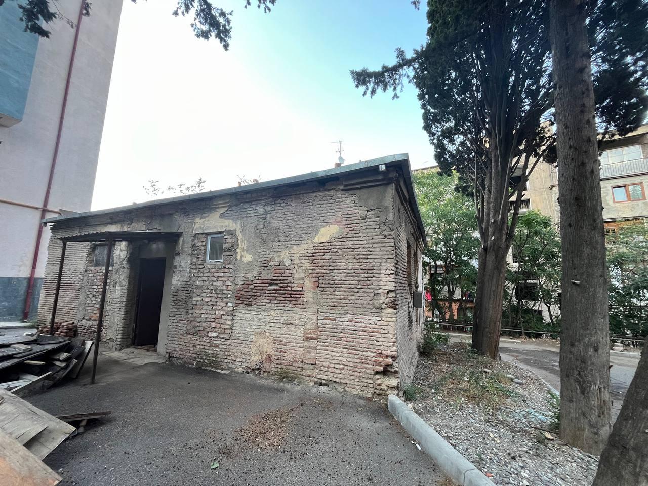 Nikoloz (Karlo) Chkheidze St: 1-Room House, 81.0 M² | Korter.Ge view 3