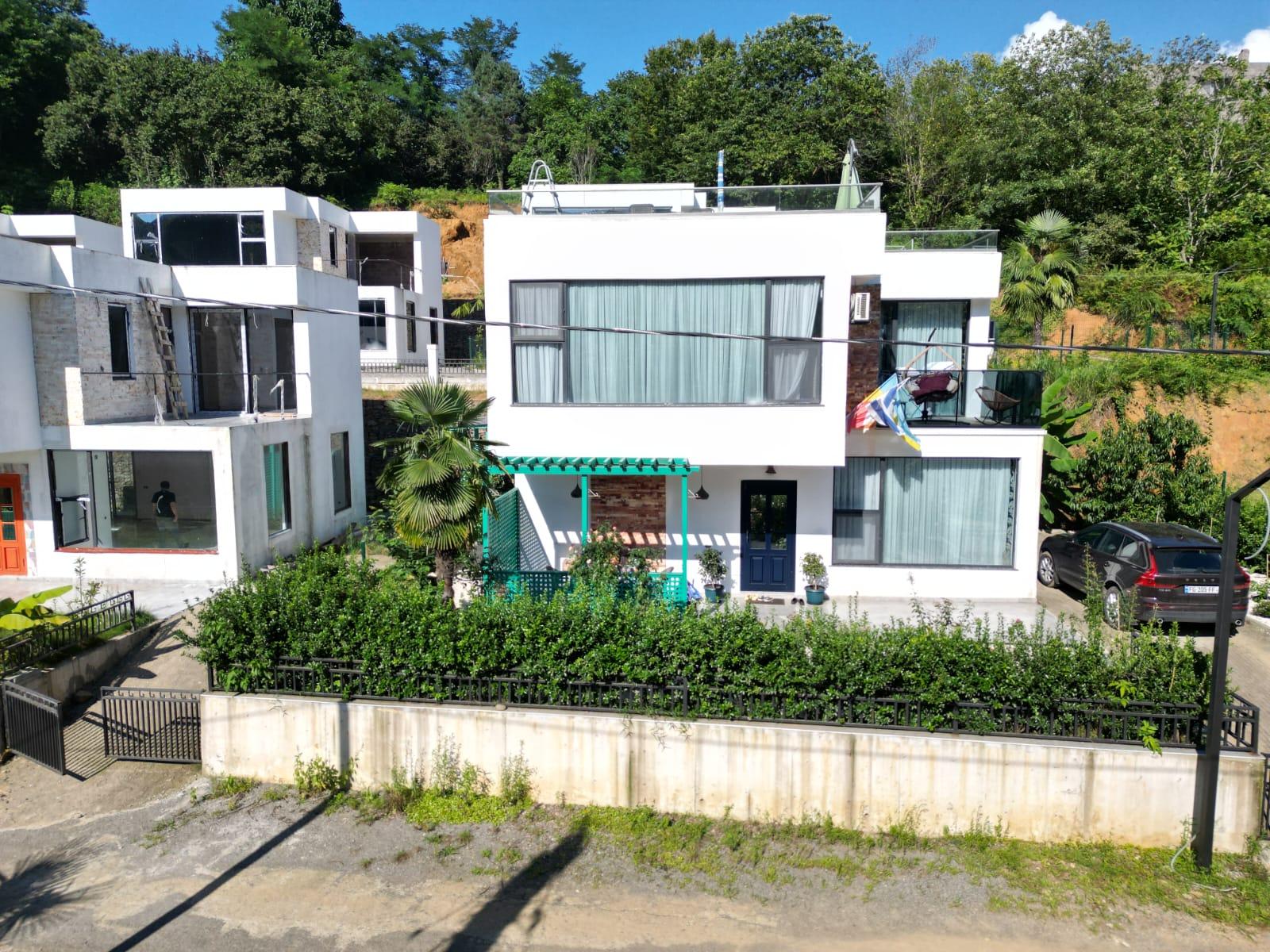 4-Room House For Sale In Batumi, Dzmebi Nobelebi St view 2