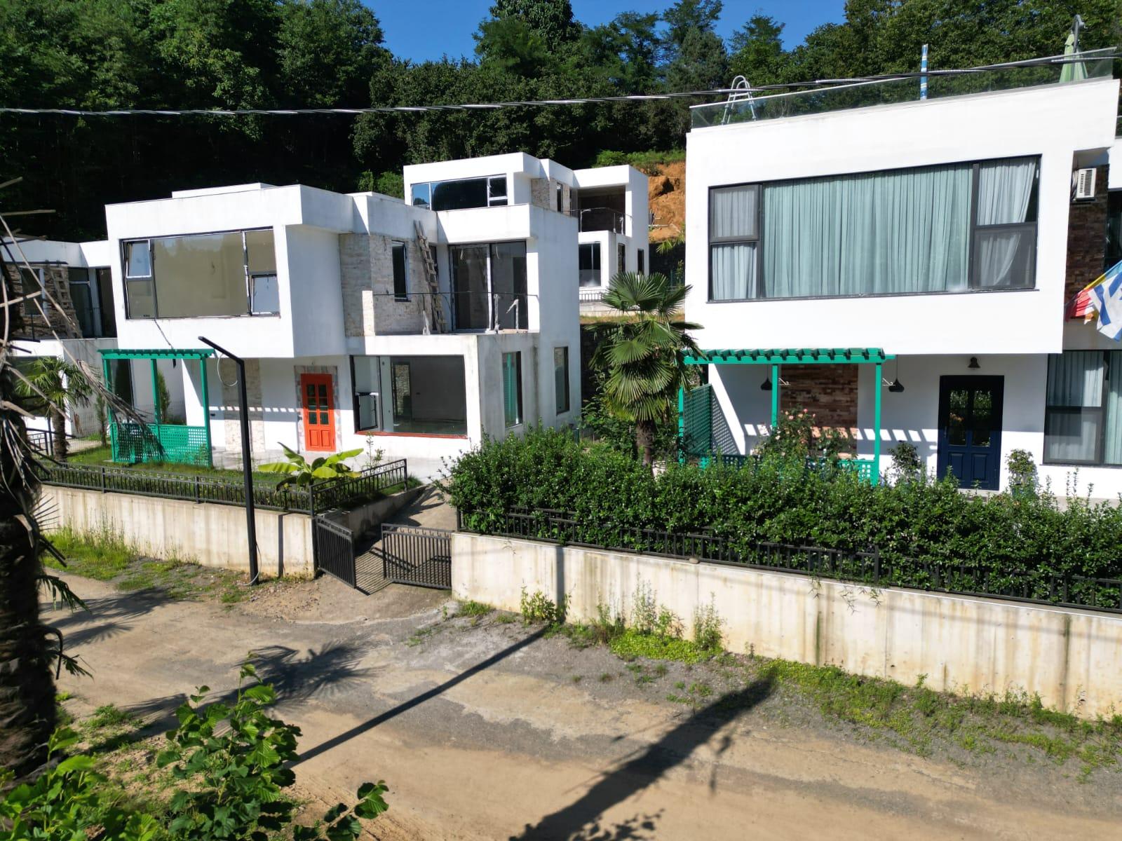 4-Room House For Sale In Batumi, Dzmebi Nobelebi St view 3