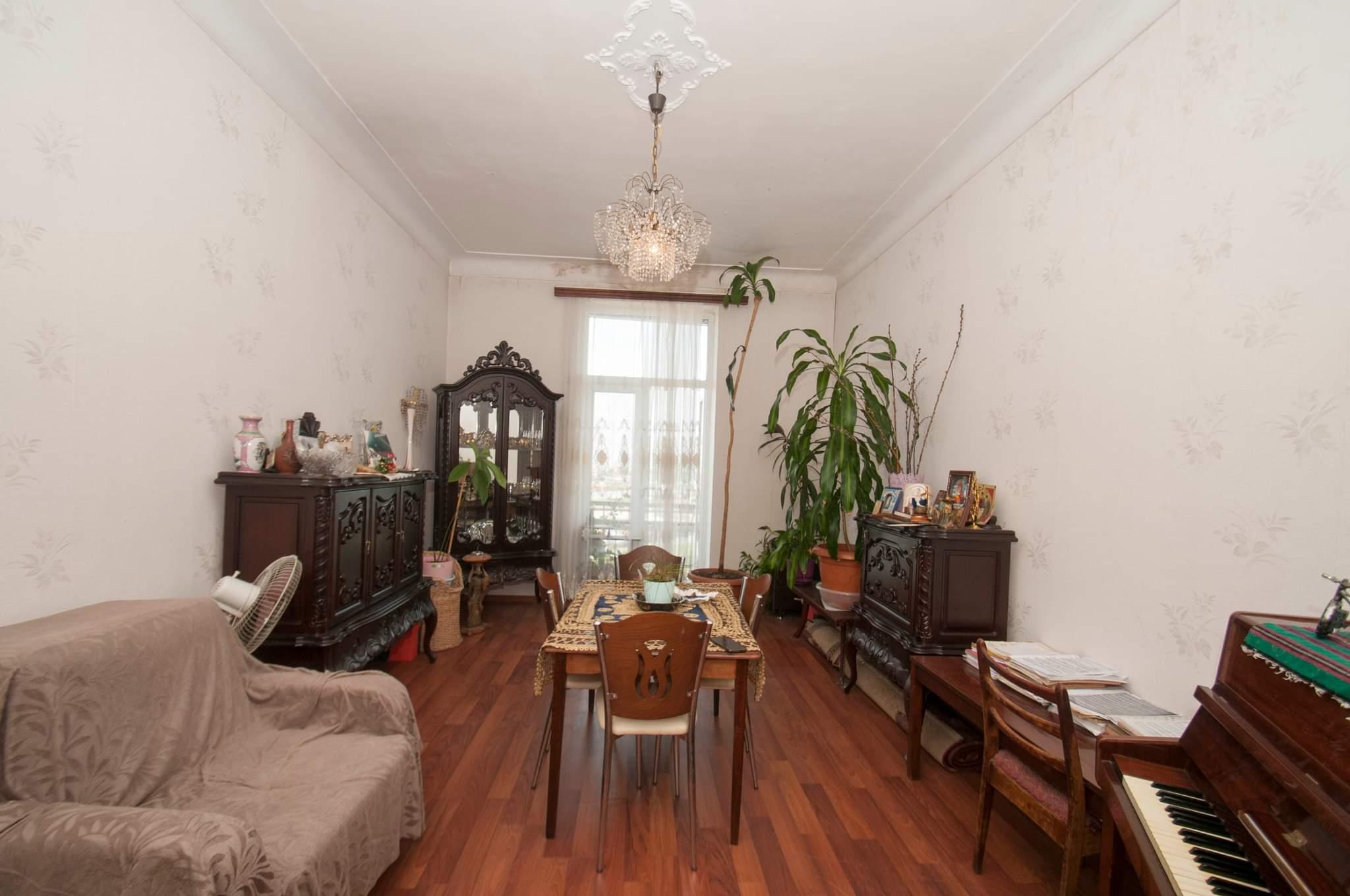 4-Room Apartment For Sale In Batumi, Sabazho Lane, 2 view 10