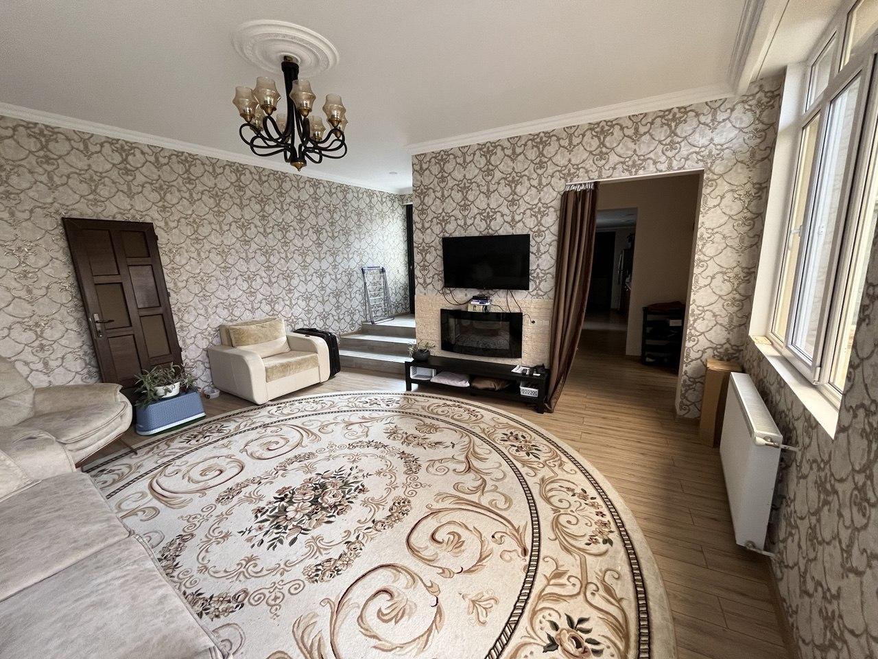 5-Room House For Sale In Batumi, Zakaria Chichinadze St view 9