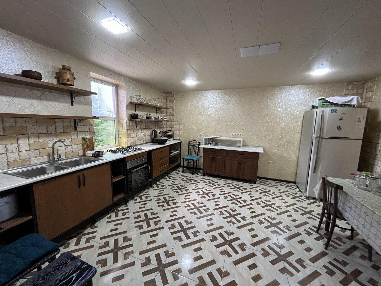5-Room House For Sale In Batumi, Zakaria Chichinadze St view 6