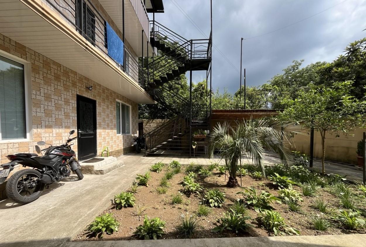 5-Room House For Sale In Batumi, Zakaria Chichinadze St view 3
