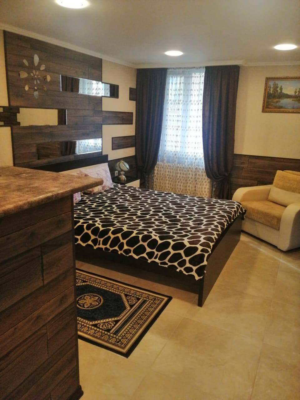 5-Room House For Sale In Batumi, Zakaria Chichinadze St view 11