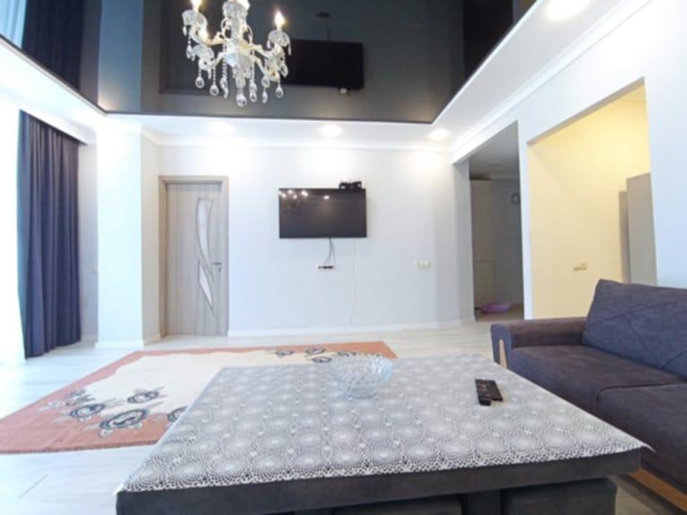 3-Room Apartment For Rent In Batumi, Shavsheti St, 24 view 2