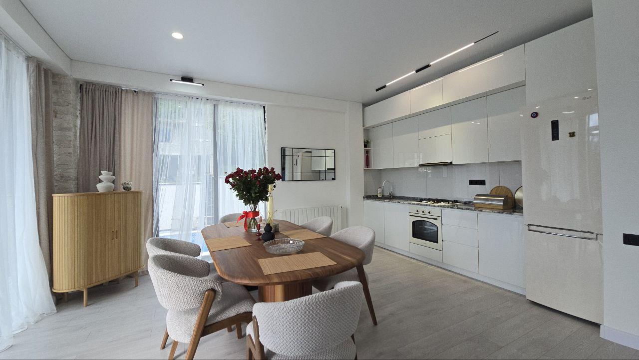5-Room House For Sale In Batumi, Machakhela St, 38 view 2