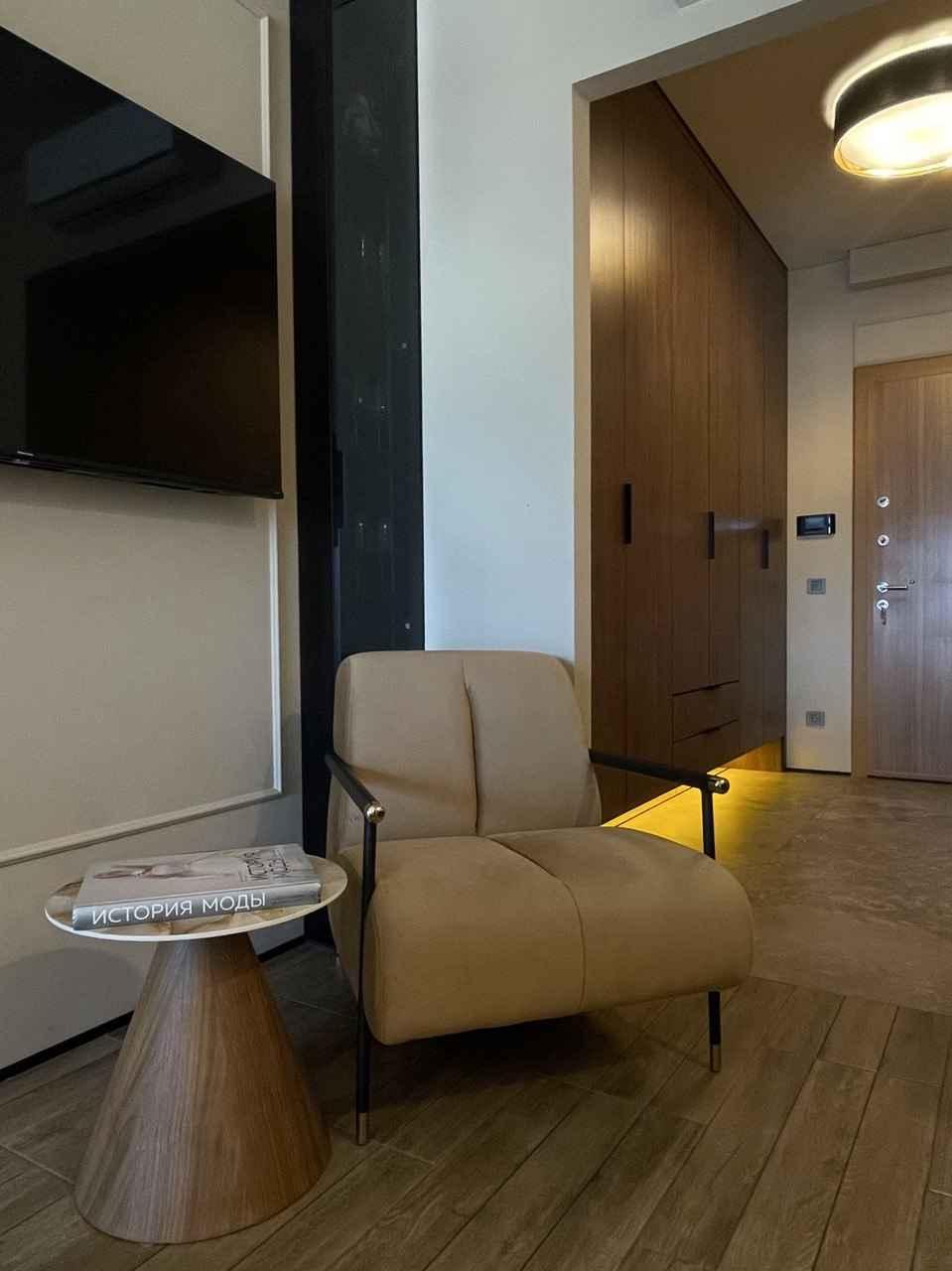 Studio Apartment For Sale view 5