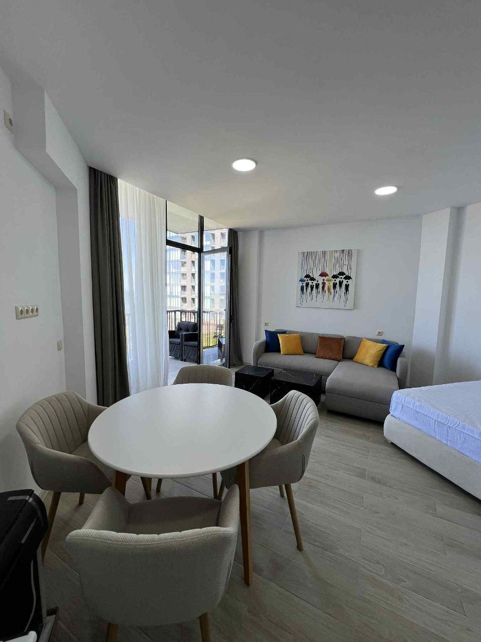 Studio Apartment For Sale view 4