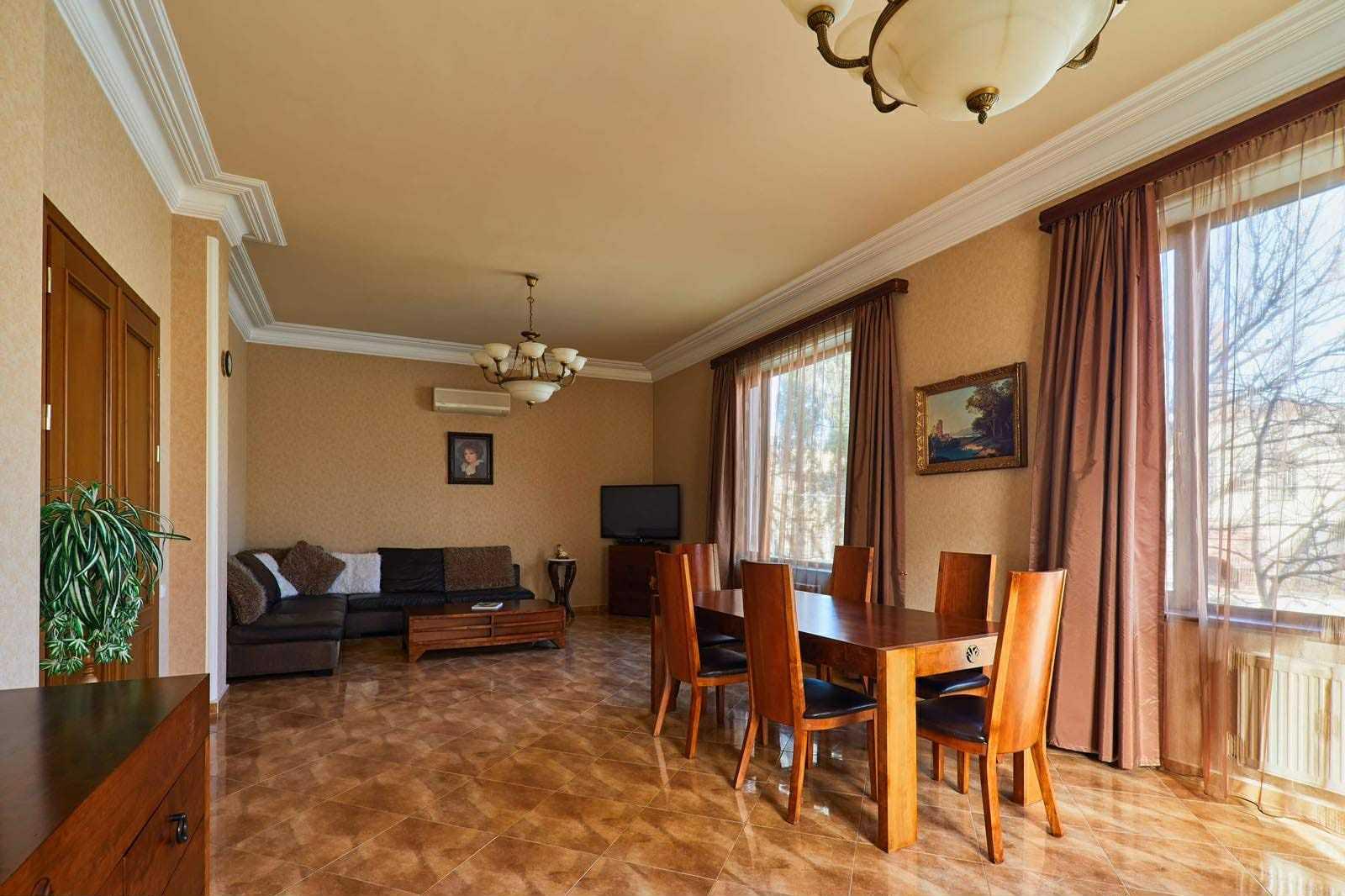 Krtsanisi 1st Exit: 5-Room House, 427.0 M² | Korter.Ge view 3