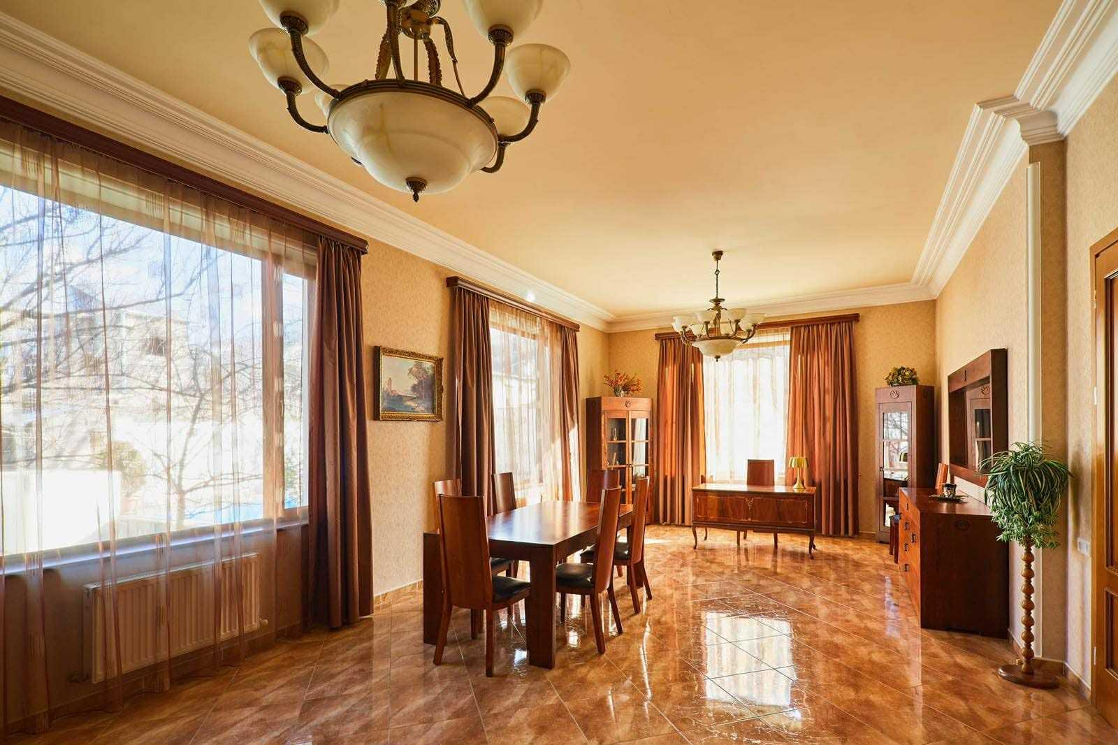 5-Room House In Tbilisi, Krtsanisi St, 440 M², Is Available For Daily Rent For $500 view 15