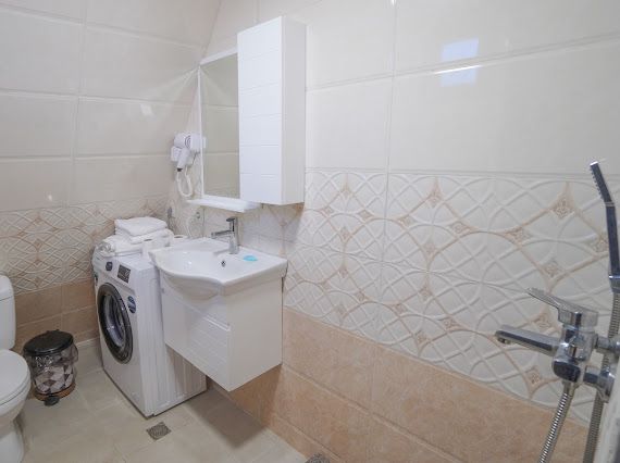 2-Room House In Batumi, Qadir Shervashidze Ascent, 20, 80 M², Is Available For Daily Rent For 250 ₾ view 4