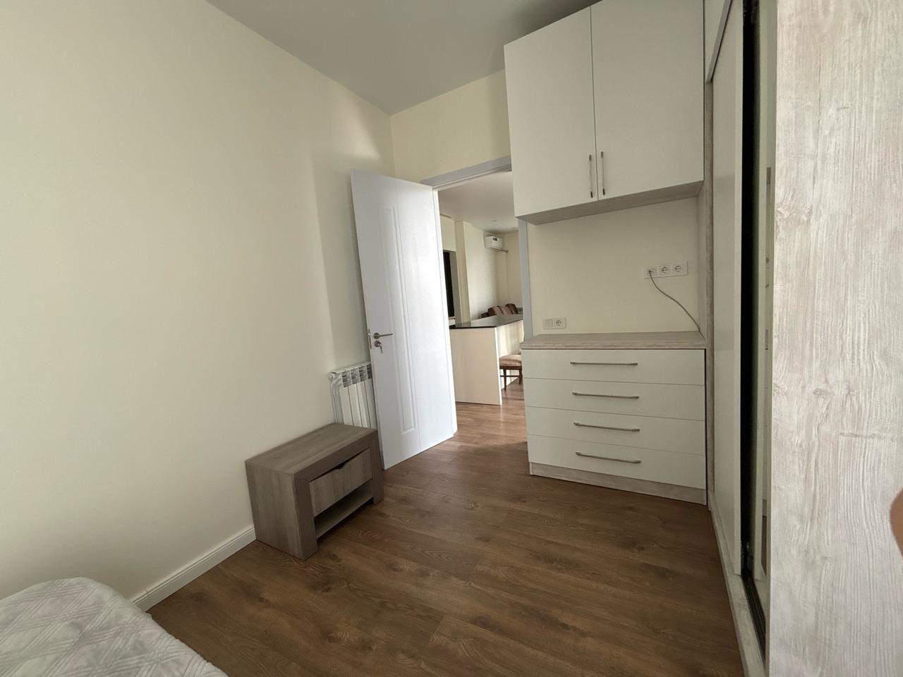 2-Room Apartment For Rent In Batumi, Markoz Achareli 1st Lane, 1 view 8