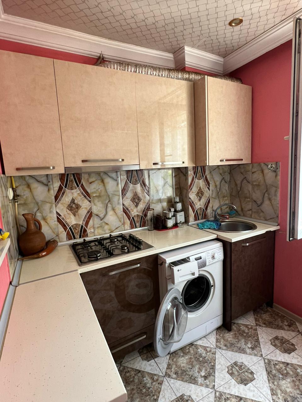 3-Room Apartment For Rent In Batumi, Alexander Pushkin St, 135 view 5