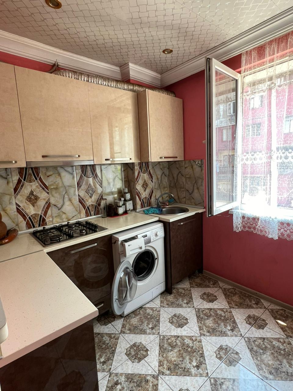 3-Room Apartment For Rent In Batumi, Alexander Pushkin St, 135 view 8