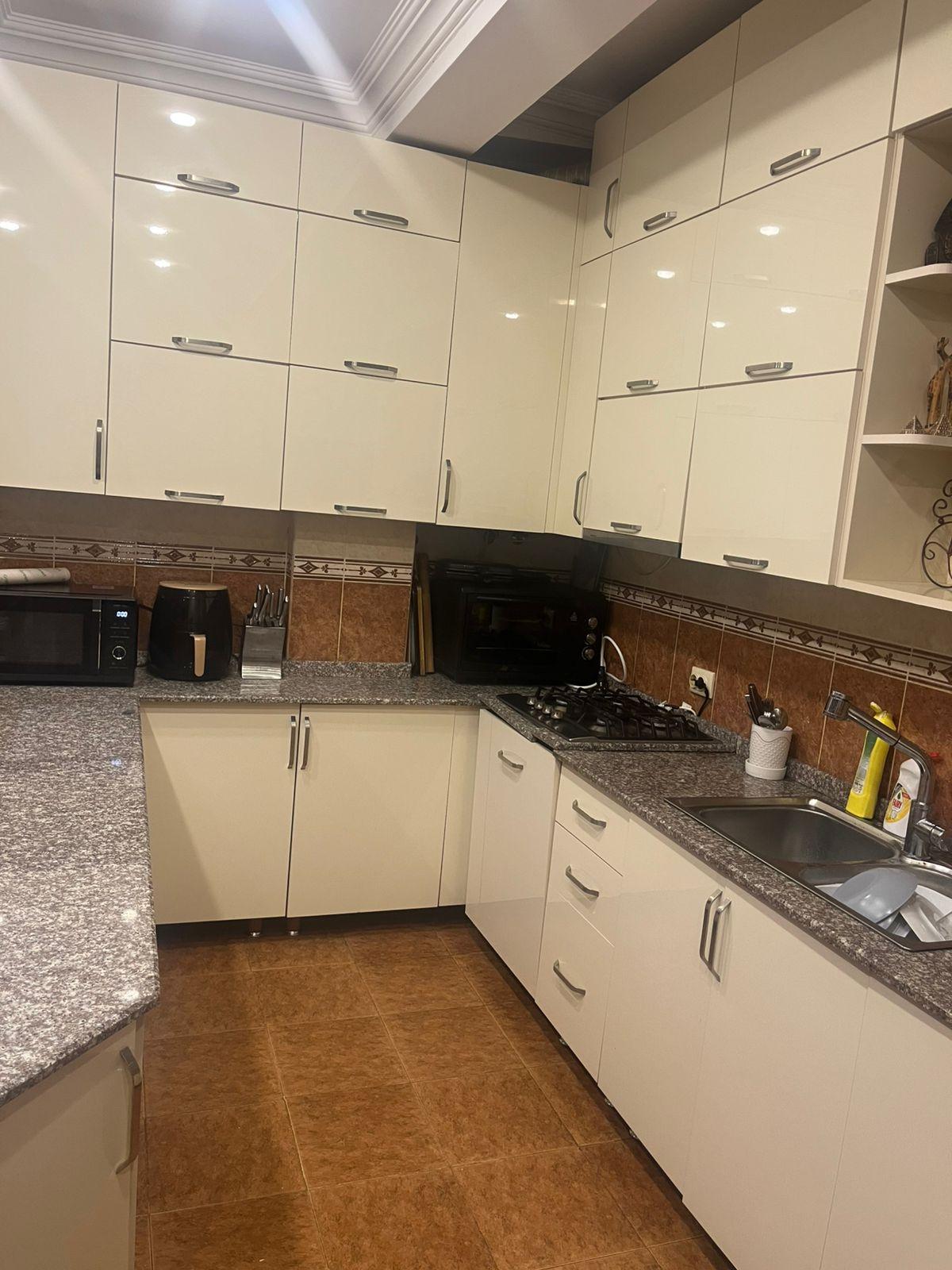 4-Room Apartment For Rent In Batumi, Ivane Javakhishvili St, 32 view 1