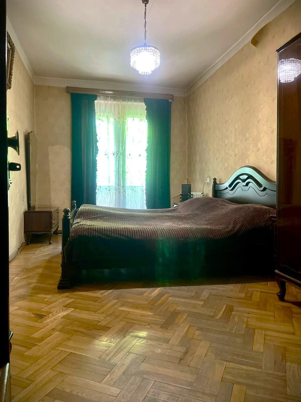 Merab Kostava St, 46: 5-Room, 120.0 M² | Korter.Ge view 7